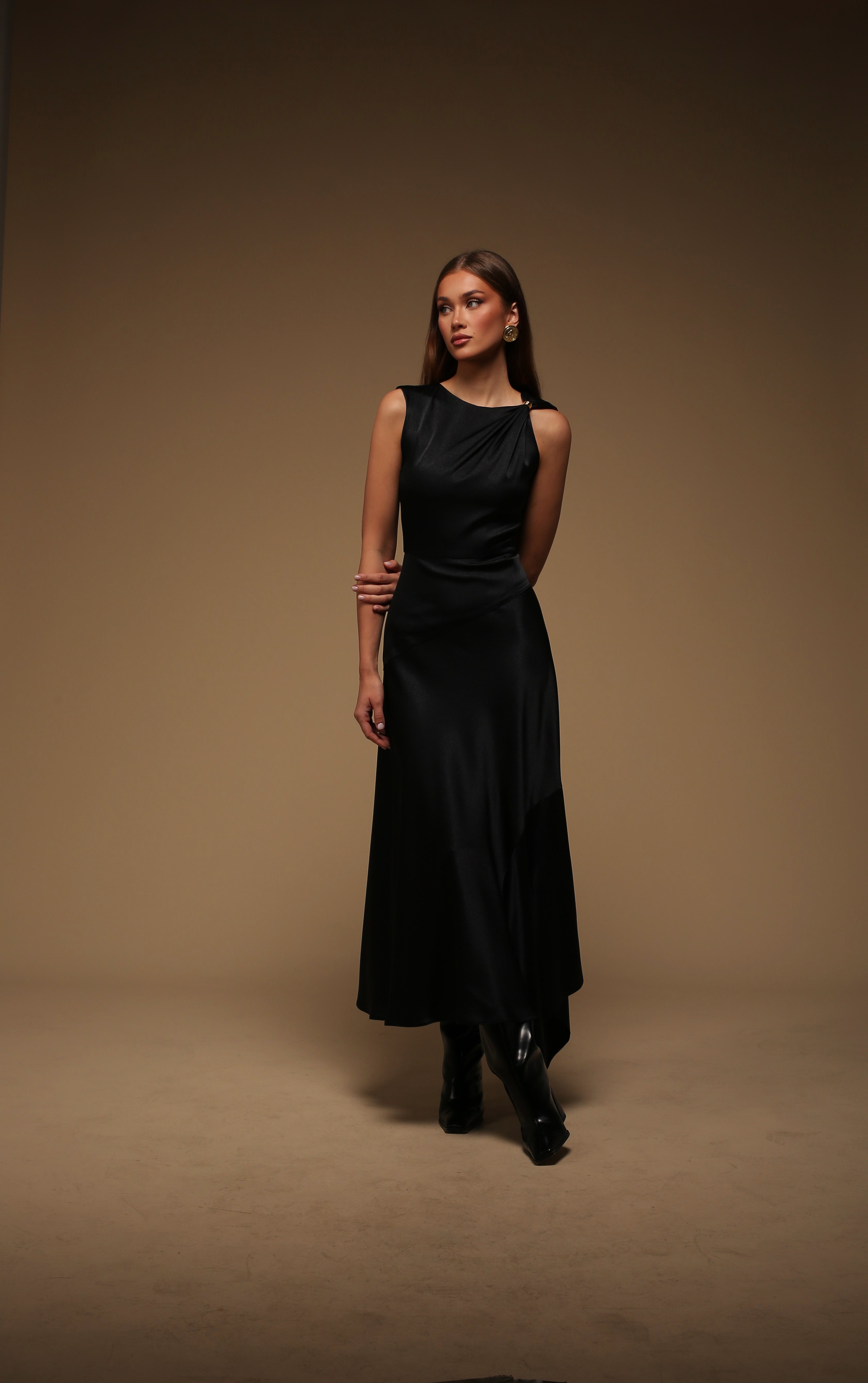 Modern Heritage Ring Dress